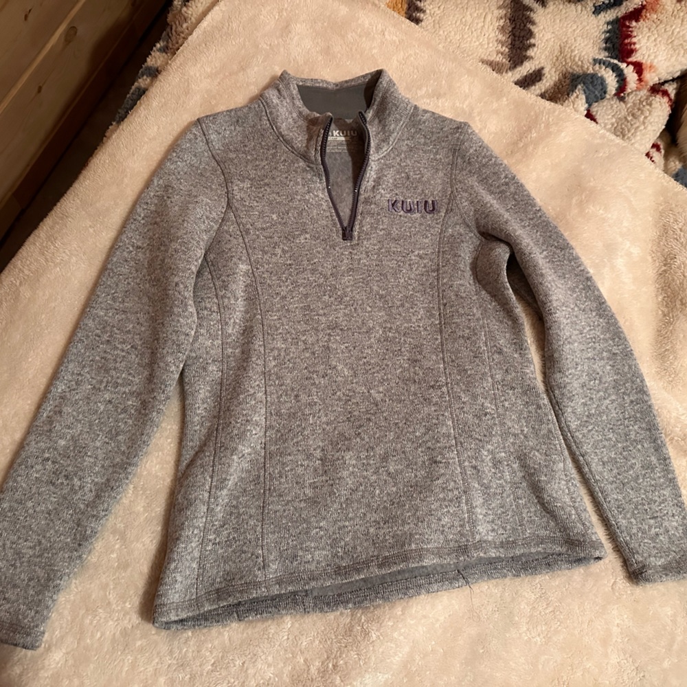 Women’s Kuiu Base Camp quarter zip